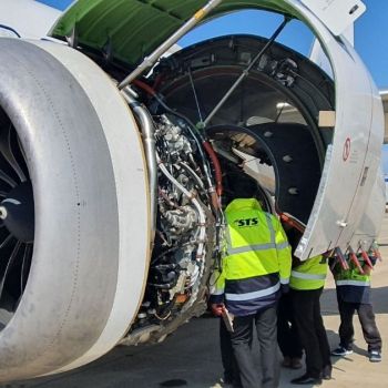 ✈ High-Paying Aircraft Maintenance Careers: Apply Online